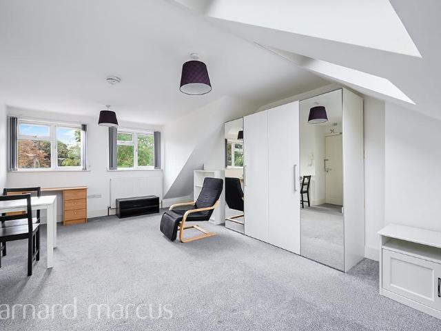 Apartment for rent in London Borough of Hounslow, Spring Grove