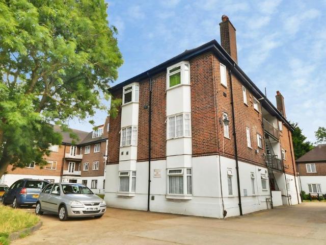 Apartment for rent in London Borough of Hounslow, Osterley