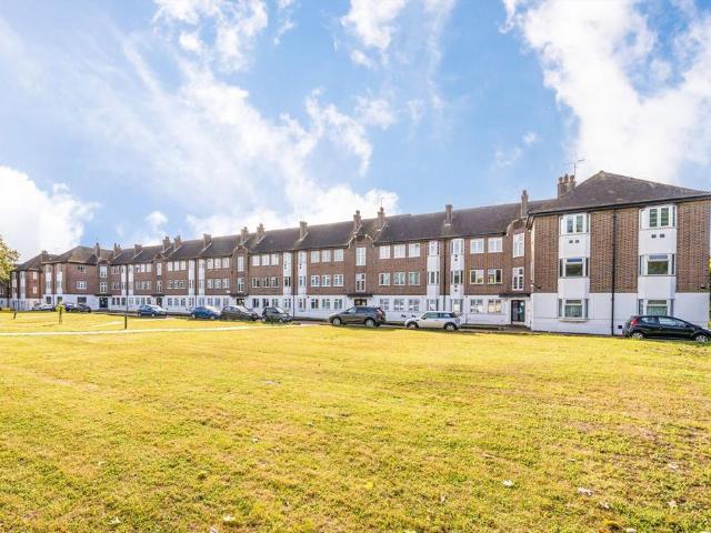 Apartment for rent in London Borough of Hounslow, Osterley