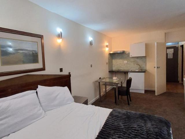 Apartment for rent in London Borough of Hounslow, Greater London