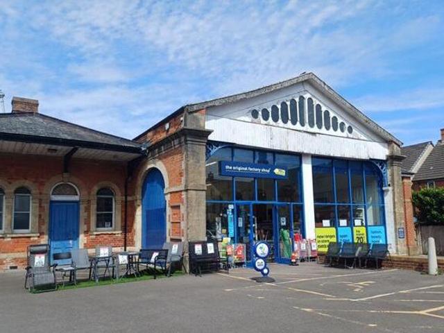 House for rent in Chard, Somerset