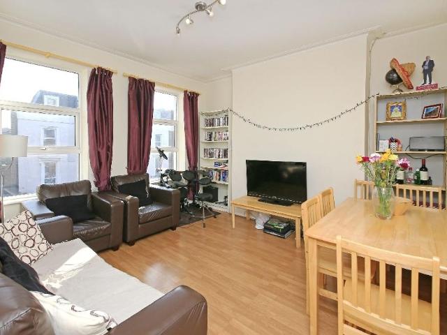 House for rent in Maida Hill, Greater London