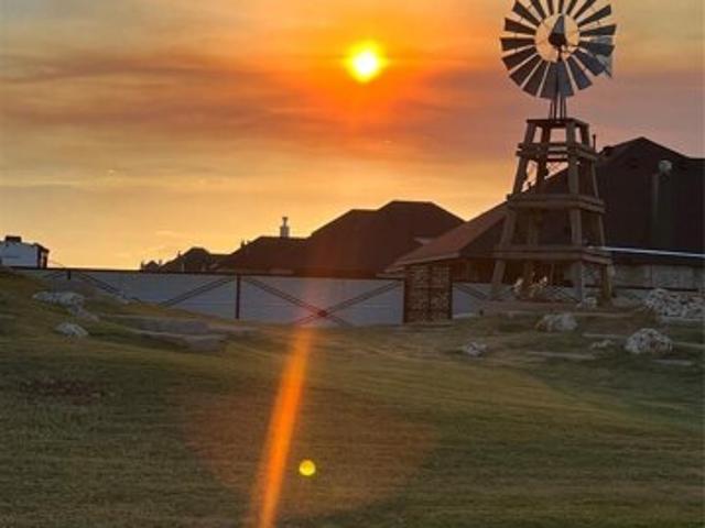 Land for sale in Taylor, Texas