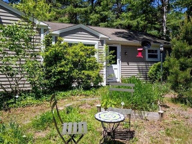 House for sale in Manomet, Massachusetts