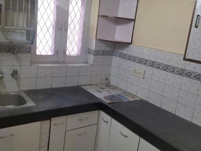Property for rent in Deri