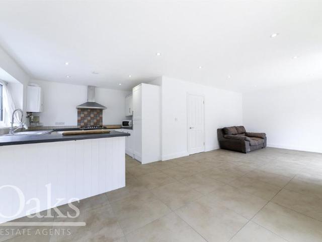 House for rent in London Borough of Croydon, Upper Norwood