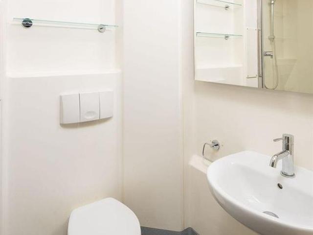 Apartment for rent in Islington, Calderstones