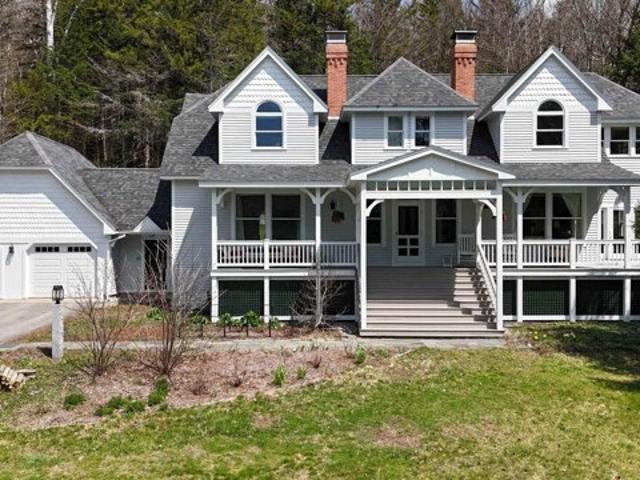 House for sale in New Hampshire