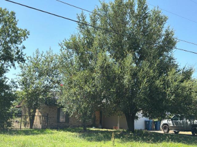 House for sale in Ellis, Texas