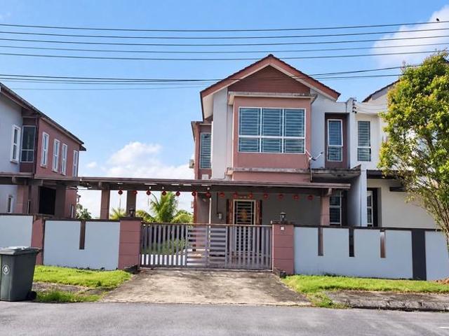 Terraced House for sale in Kuching, Sarawak