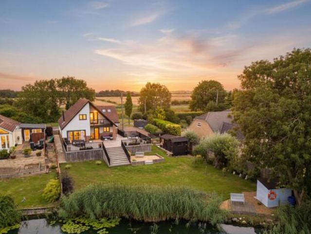 House for sale in Lyons, Greater London
