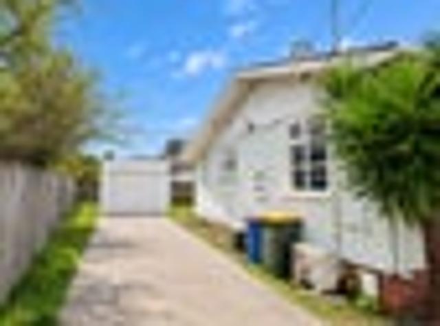 Townhouse for rent in Green Bay, Oroua County