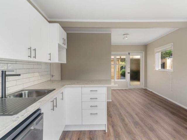 House for rent in Green Bay, Whau