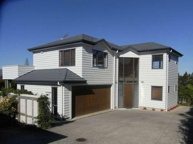 House for rent in Oratia