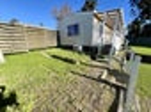 Apartment for rent in Green Bay, Oroua County