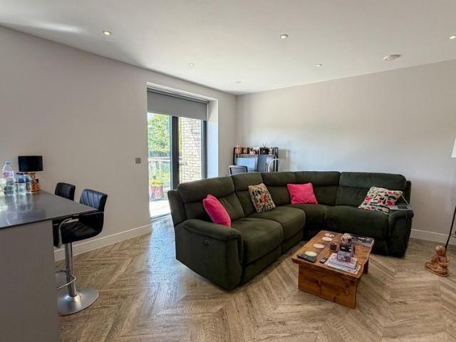 Apartment for rent in Fretherne, Hertfordshire