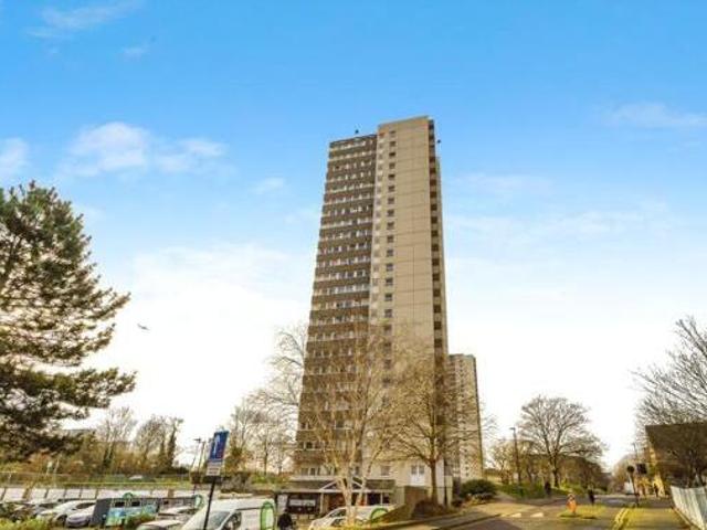 House for sale in Brentford End, Greater London