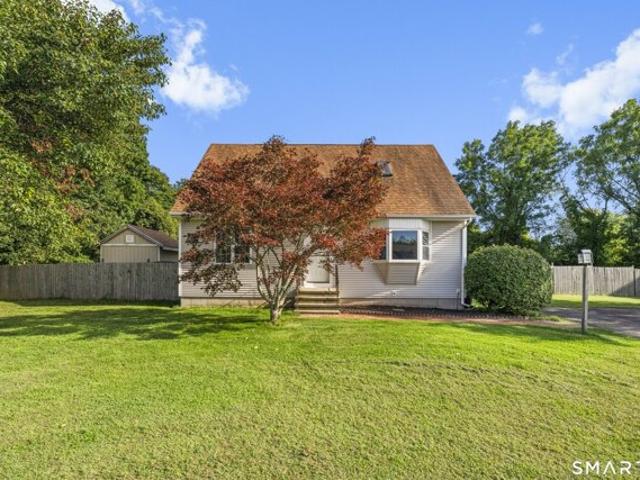 House for sale in Manchester, Capitol Planning Region