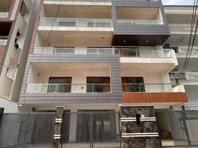 Flat for sale in Hariana
