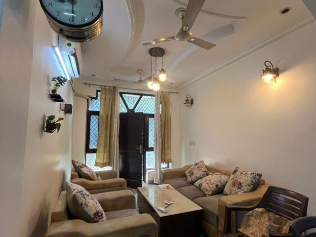 Property for rent in Hariana