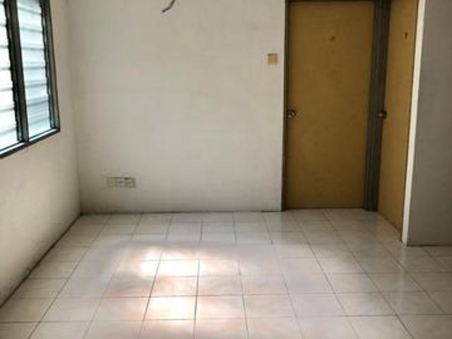 Apartment for sale in Mukim 13, Georgetown