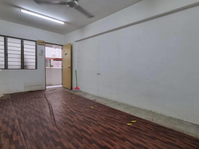 Apartment for rent in Mukim 13, Georgetown
