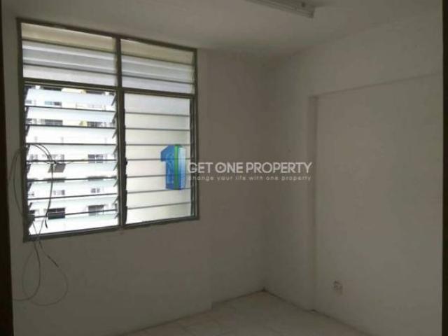 Apartment for rent in Mukim 13, Georgetown