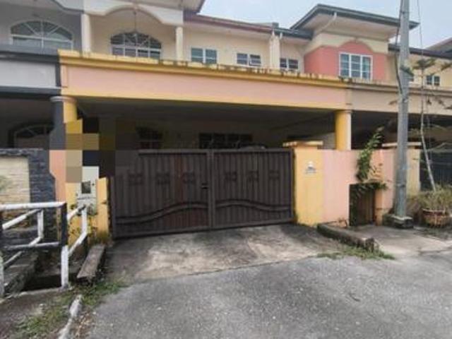 Terraced House for rent in Kuching, Sarawak