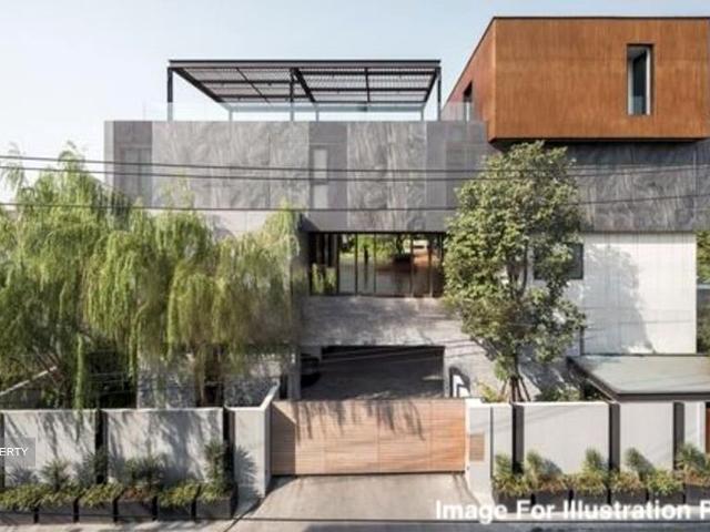 Detached House for sale