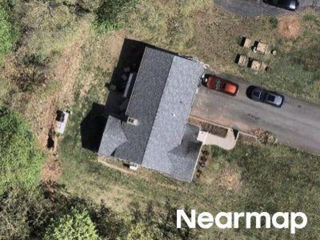 House for sale in Pines Bridge Historic District, North Haven