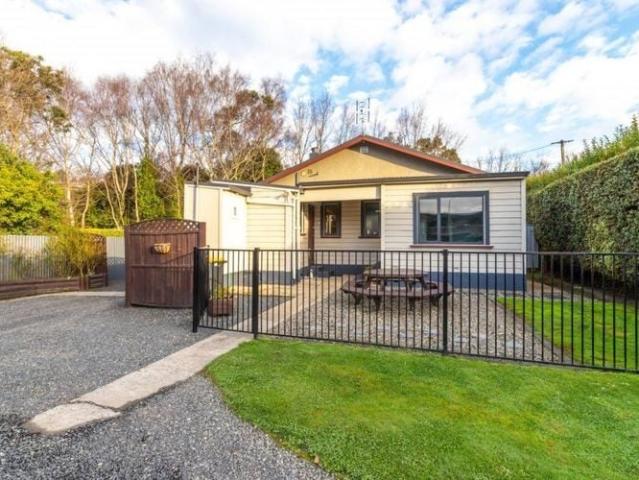 House for rent in Burnside, Dunedin
