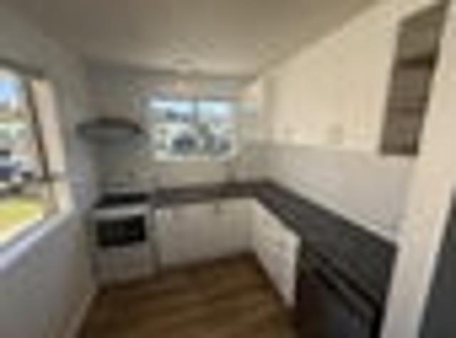 Townhouse for rent in Otakou