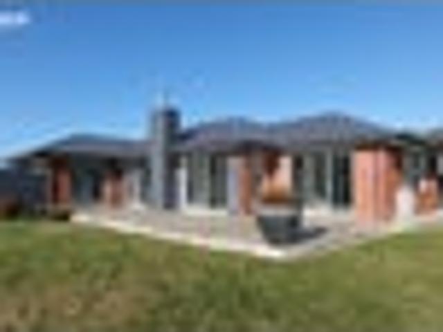 House for rent in Otakou