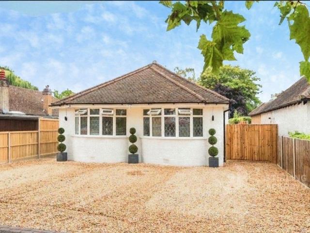 House for rent in Chertsey South, Runnymede