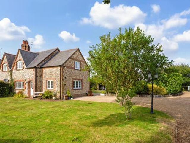 House for sale in Donnington, Littlecote