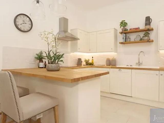 Apartment for rent in Chigwell, Epping