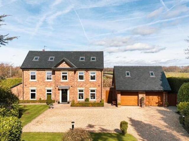 House for sale in Knutsford