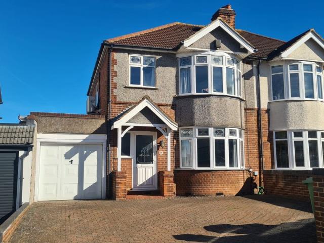 House for rent in Edgebury, Greater London