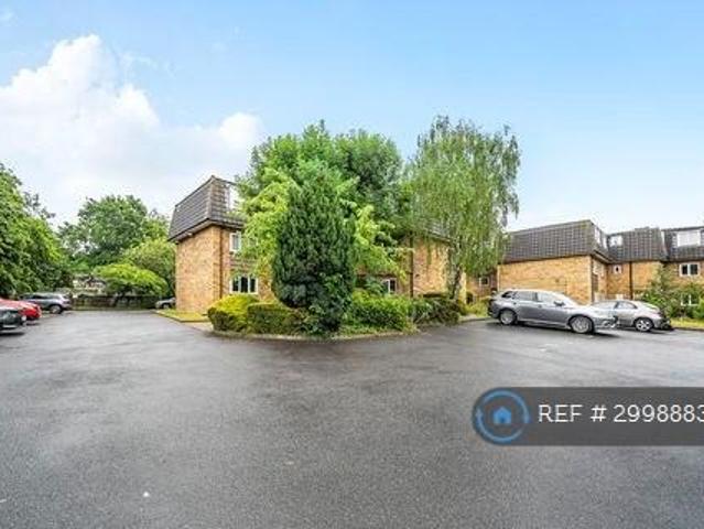 Apartment for rent in London Borough of Ealing, Hanwell