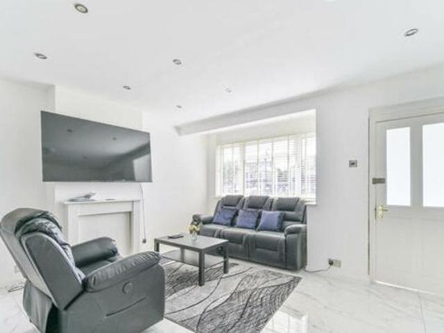 House for sale in New Malden, Greater London