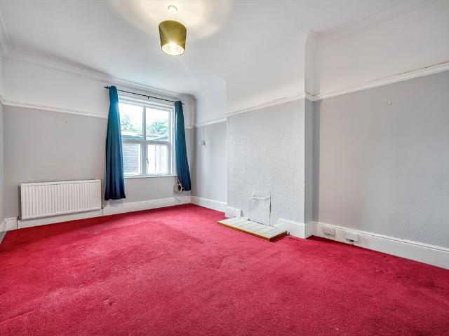 Apartment for rent in Northwood, Greater London