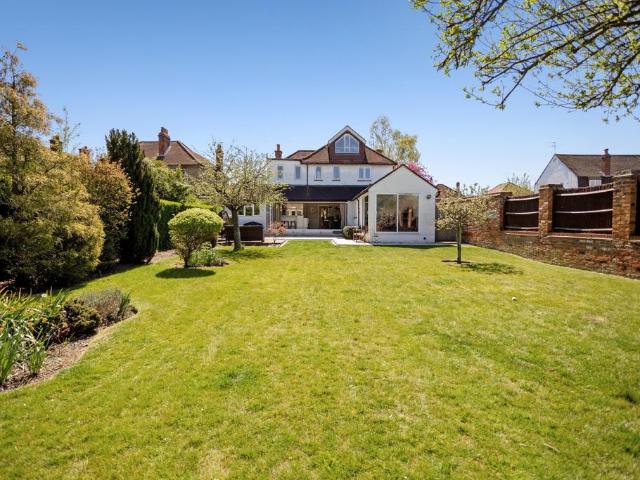 House for rent in Clewer Village, Windsor