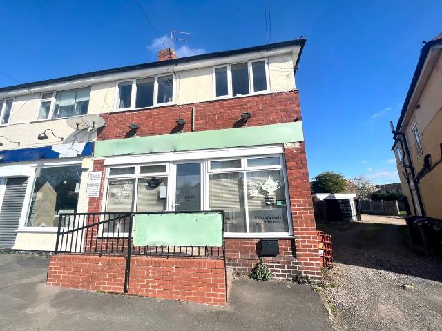 Apartment for rent in Aldersley, West Midlands