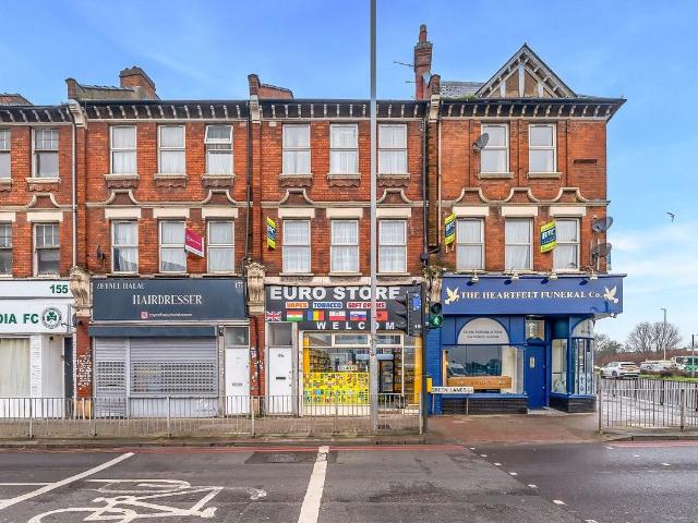 Apartment for rent in Palmers Green, Greater London