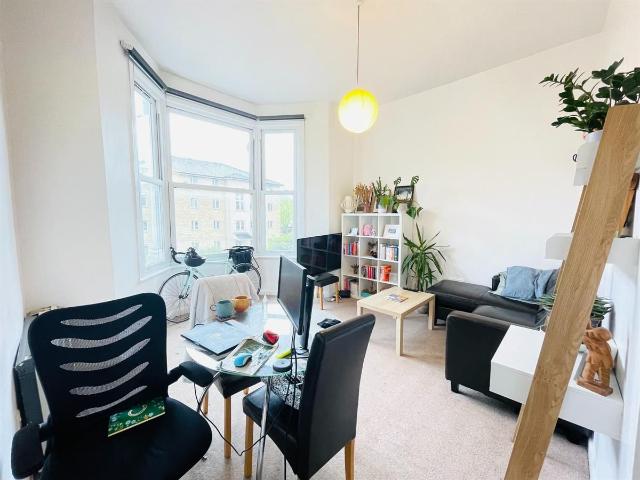 Apartment for rent in Stoke Newington, Greater London