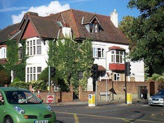 Apartment for rent in Palmers Green, Greater London
