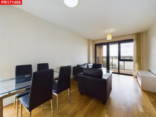 Apartment for rent in Brownswood Park, Stoke Newington
