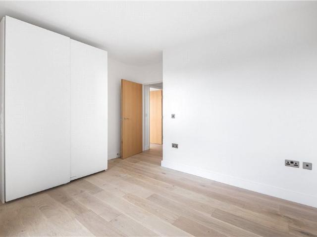 Apartment for rent in Brownswood Park, Stoke Newington