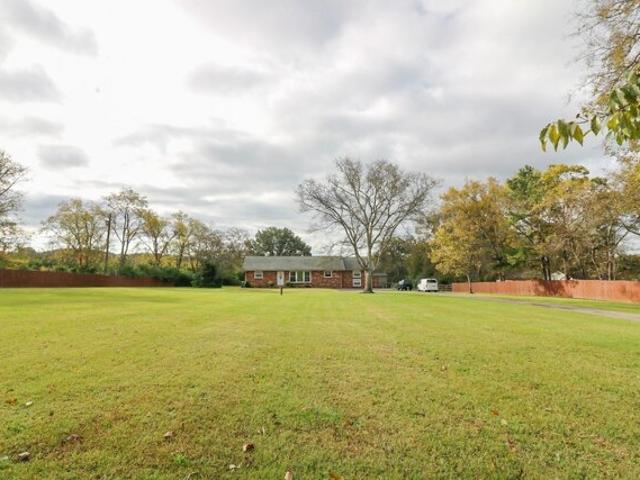 House for sale in Whites Creek