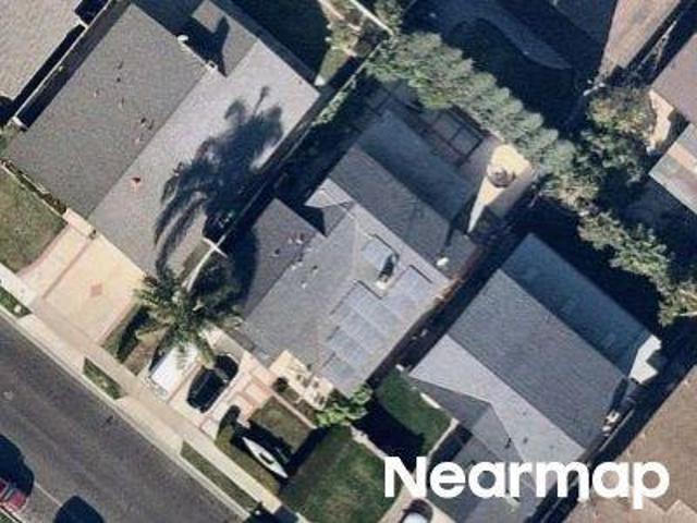 House for sale in Tustin